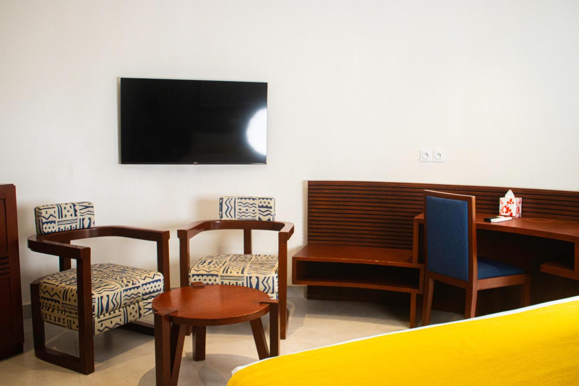 Enotel Beach Hotel San-Pedro Exterior photo